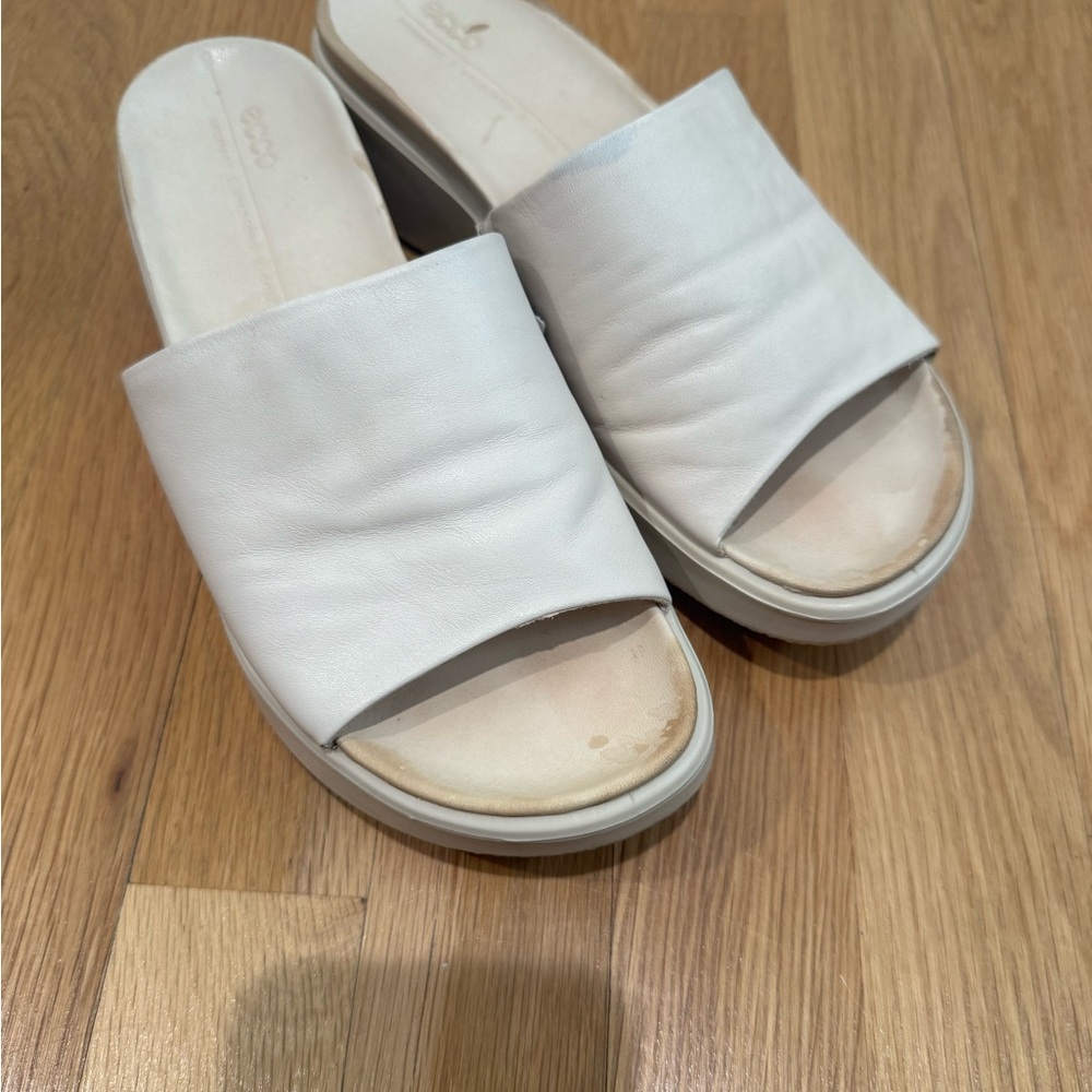 Ecco Women's Slide Sandals Size 8-8.5 IS
